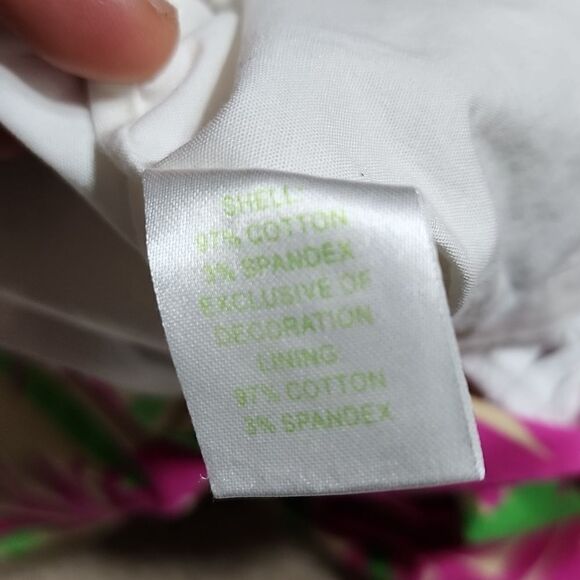 Lilly Pulitzer  - Picture 9 of 10